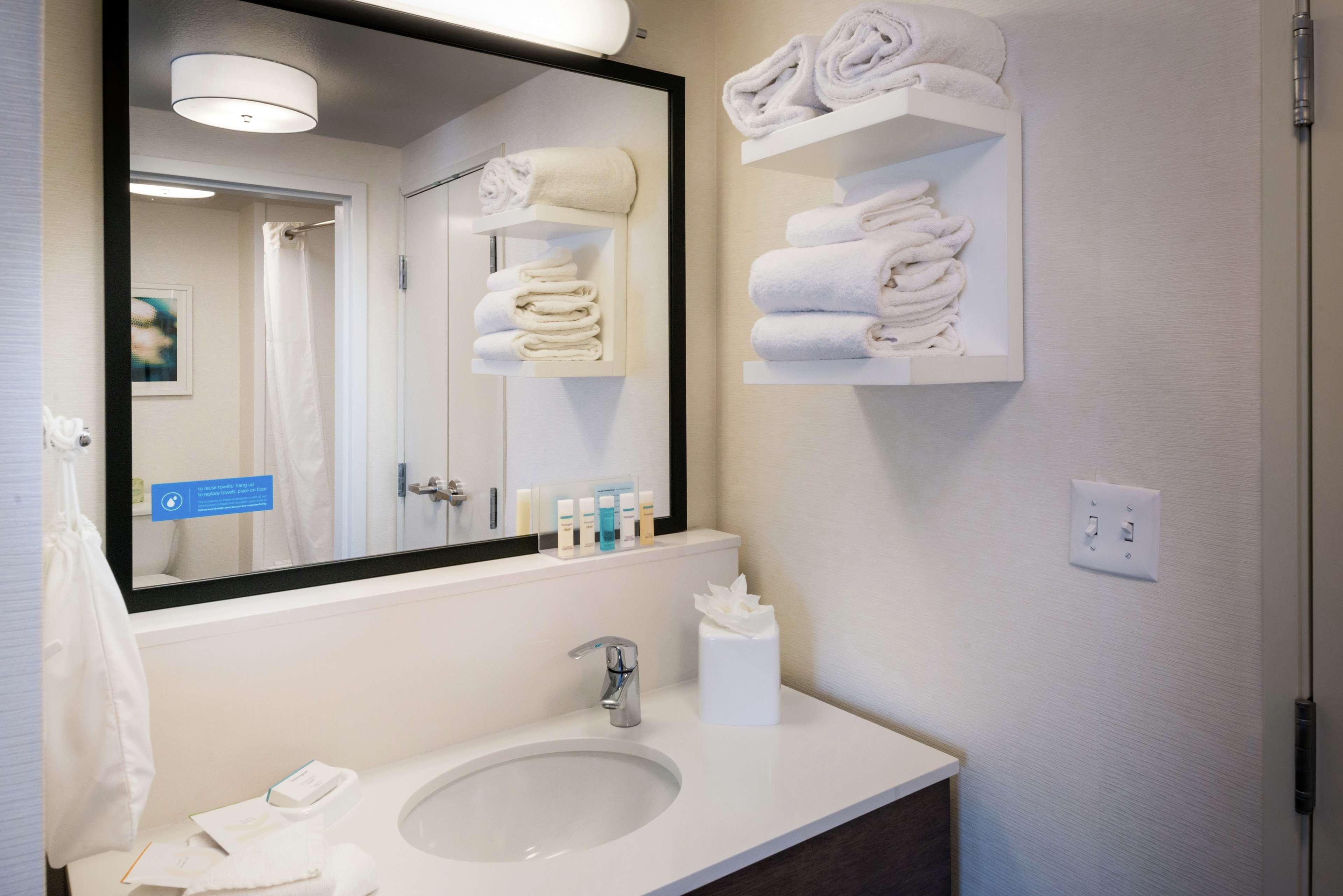 Hampton Inn & Suites Карсон-Сити Экстерьер фото