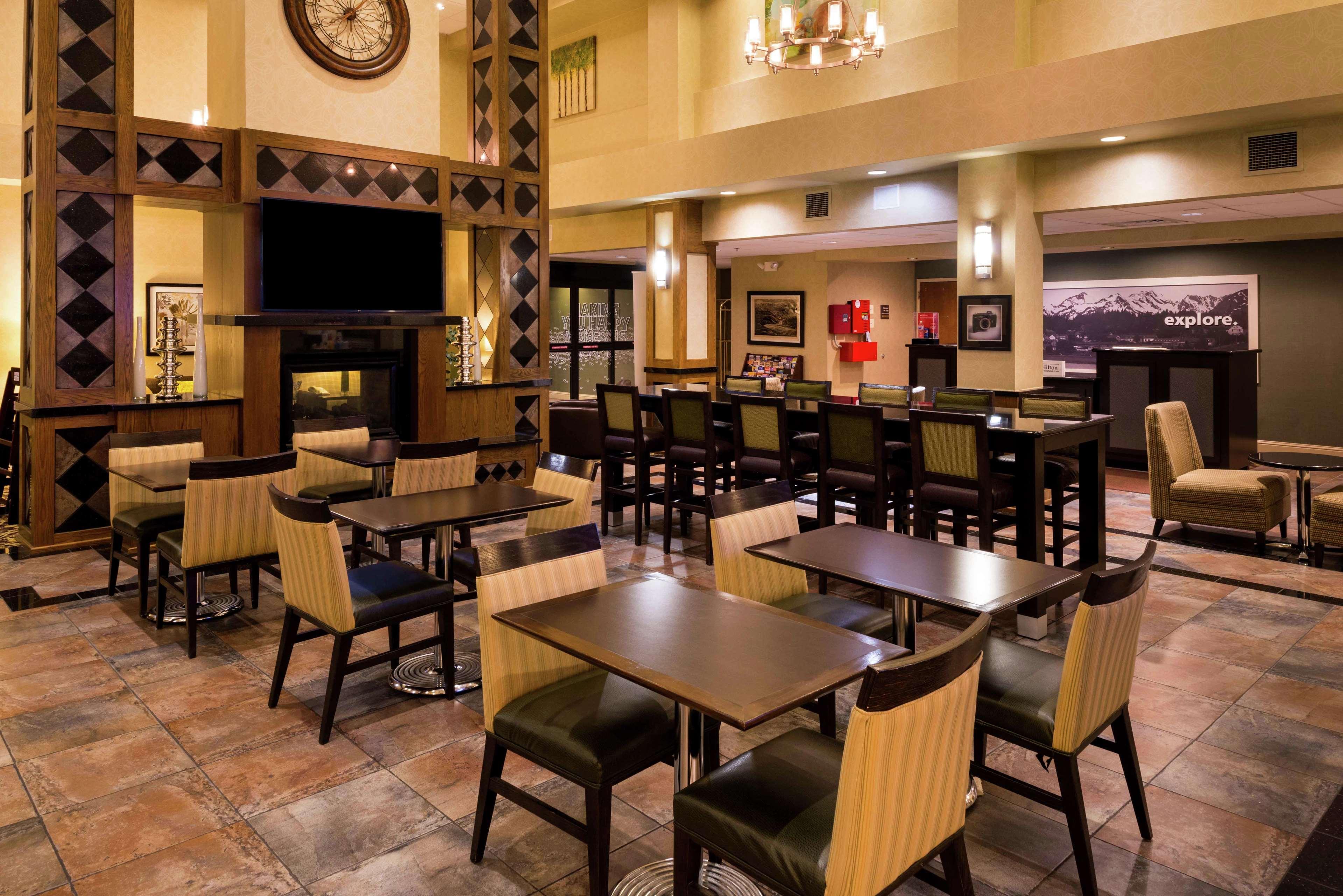 Hampton Inn & Suites Карсон-Сити Экстерьер фото