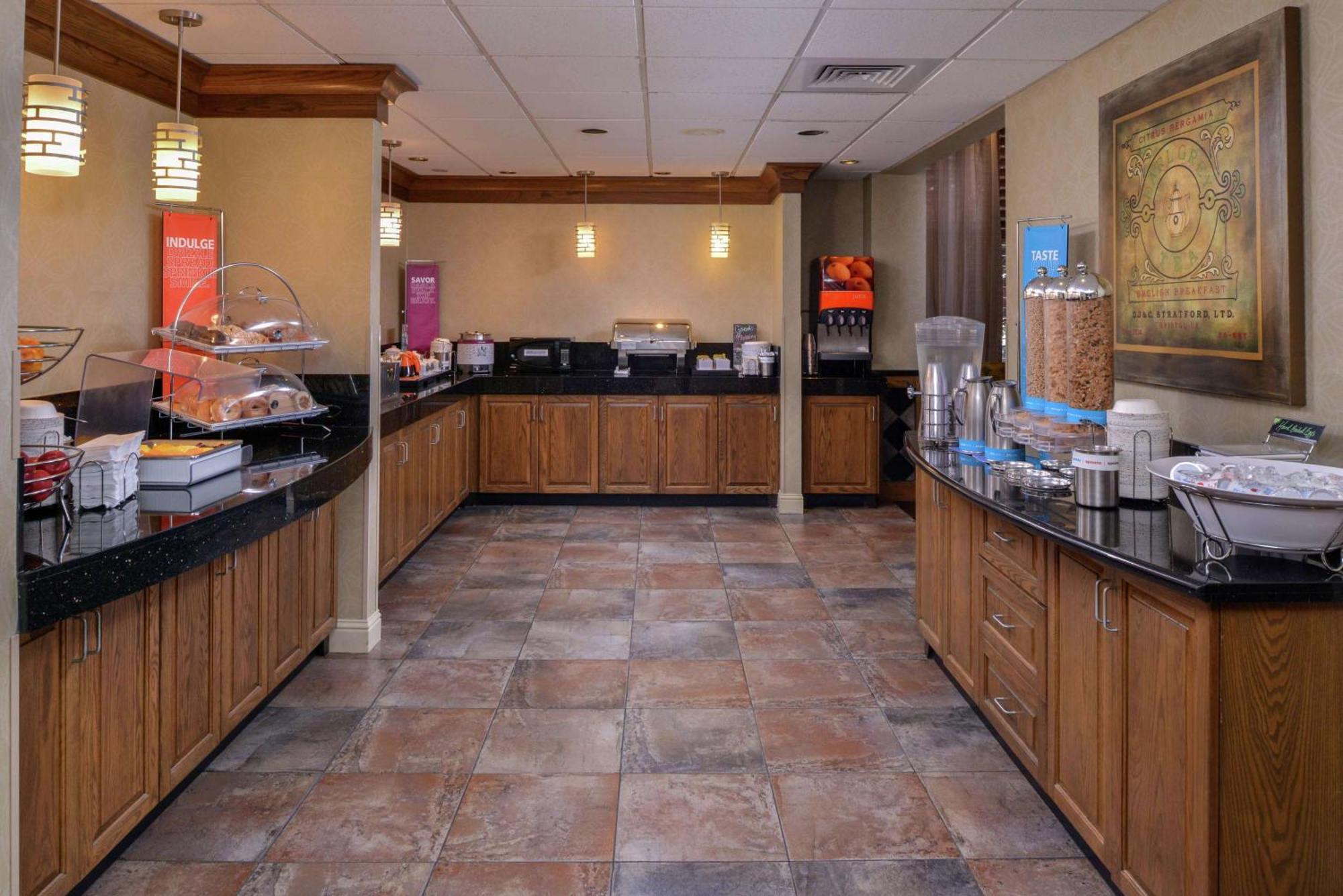 Hampton Inn & Suites Карсон-Сити Экстерьер фото